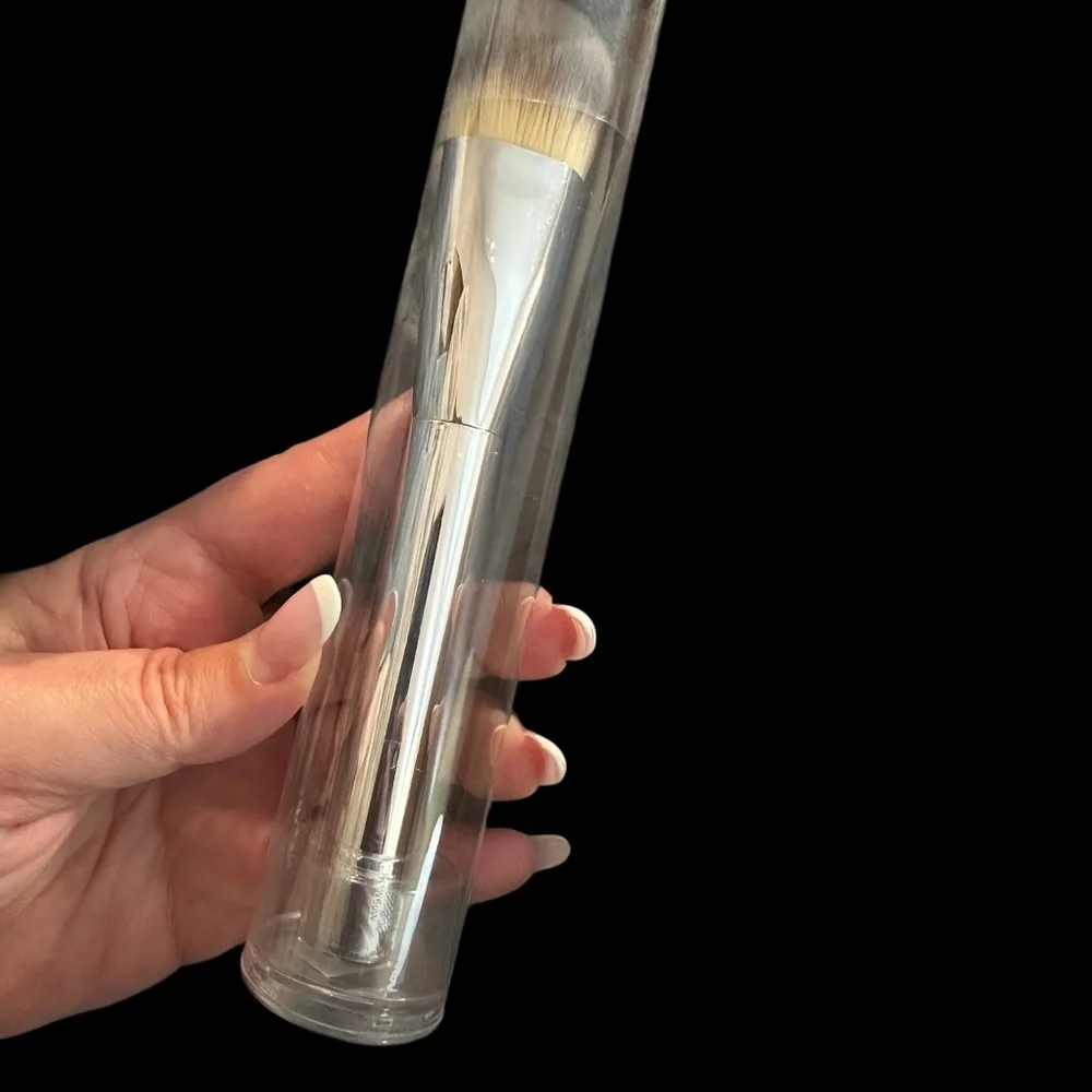 IT Cosmetics Heavenly Luxe paddle brush
